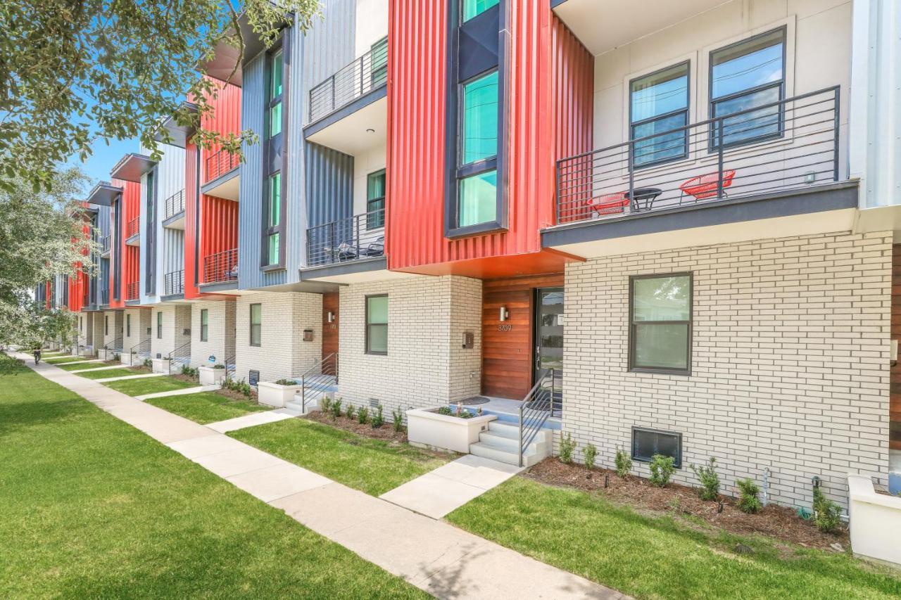 Private Townhouse In A Secure Location Villa New Orleans Bagian luar foto