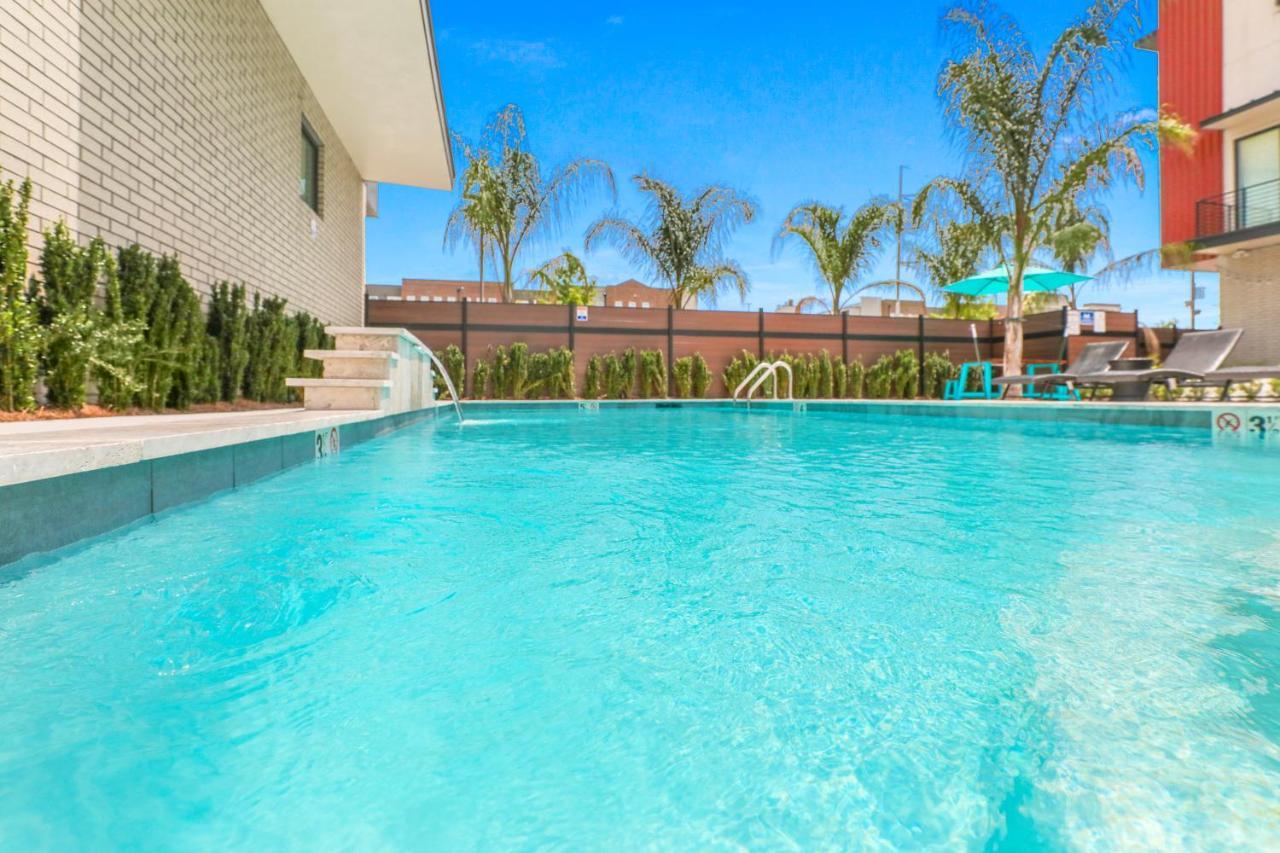 Private Townhouse In A Secure Location Villa New Orleans Bagian luar foto