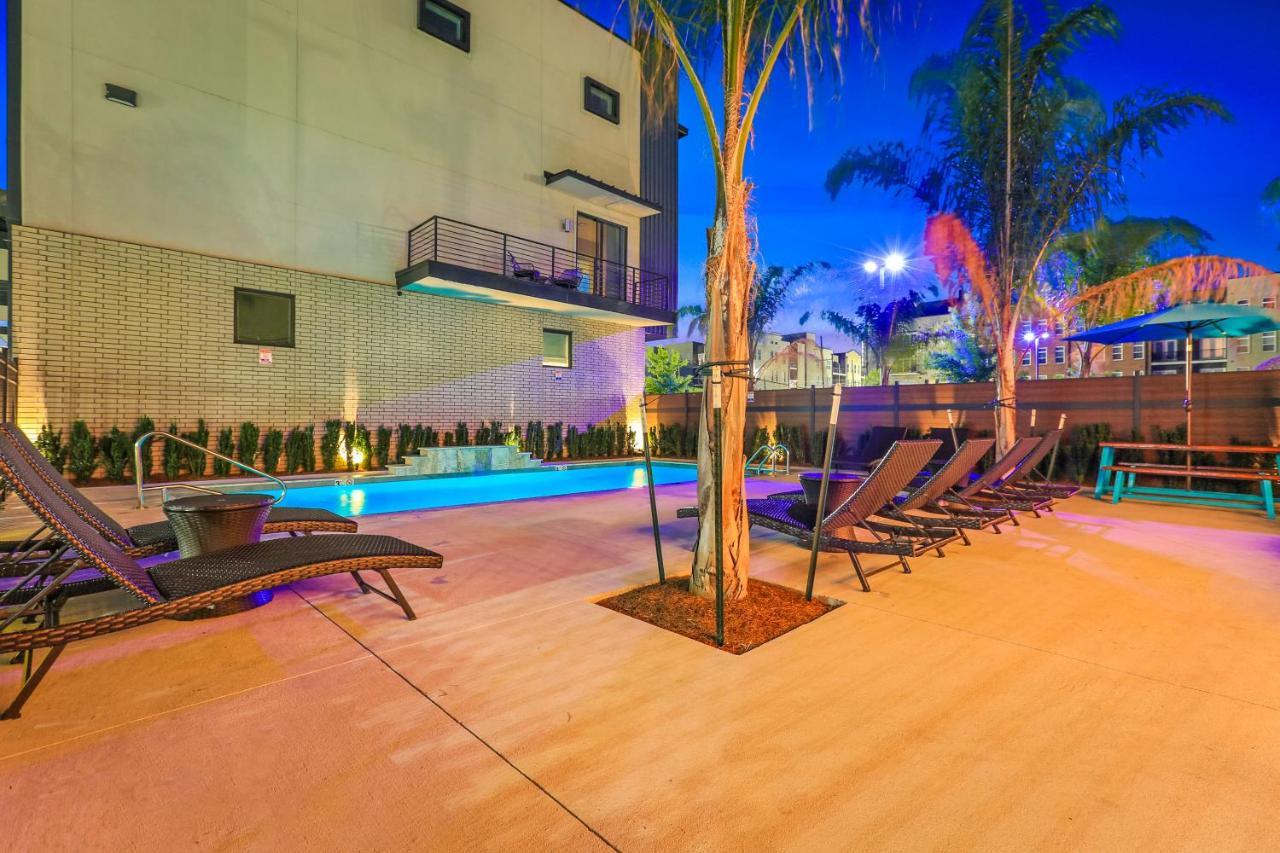 Private Townhouse In A Secure Location Villa New Orleans Bagian luar foto