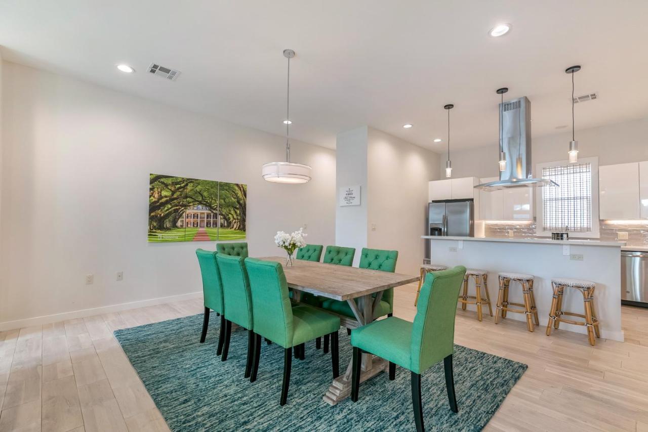 Private Townhouse In A Secure Location Villa New Orleans Bagian luar foto