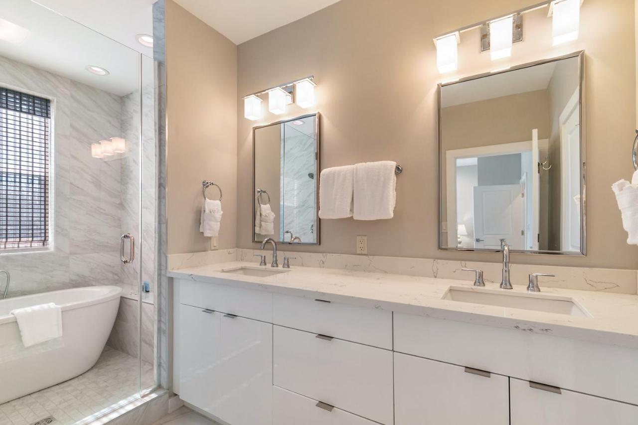 Private Townhouse In A Secure Location Villa New Orleans Bagian luar foto